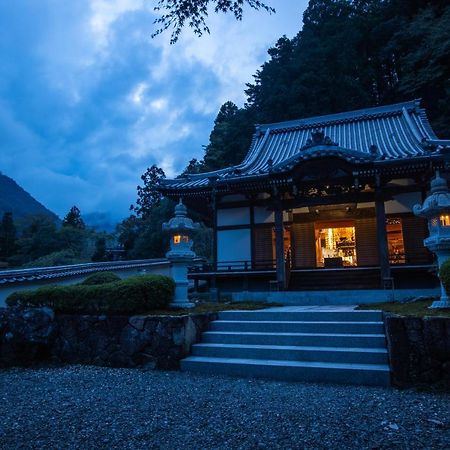 宿坊 端場坊｜Temple Hotel Habanobo Minobu Екстер'єр фото