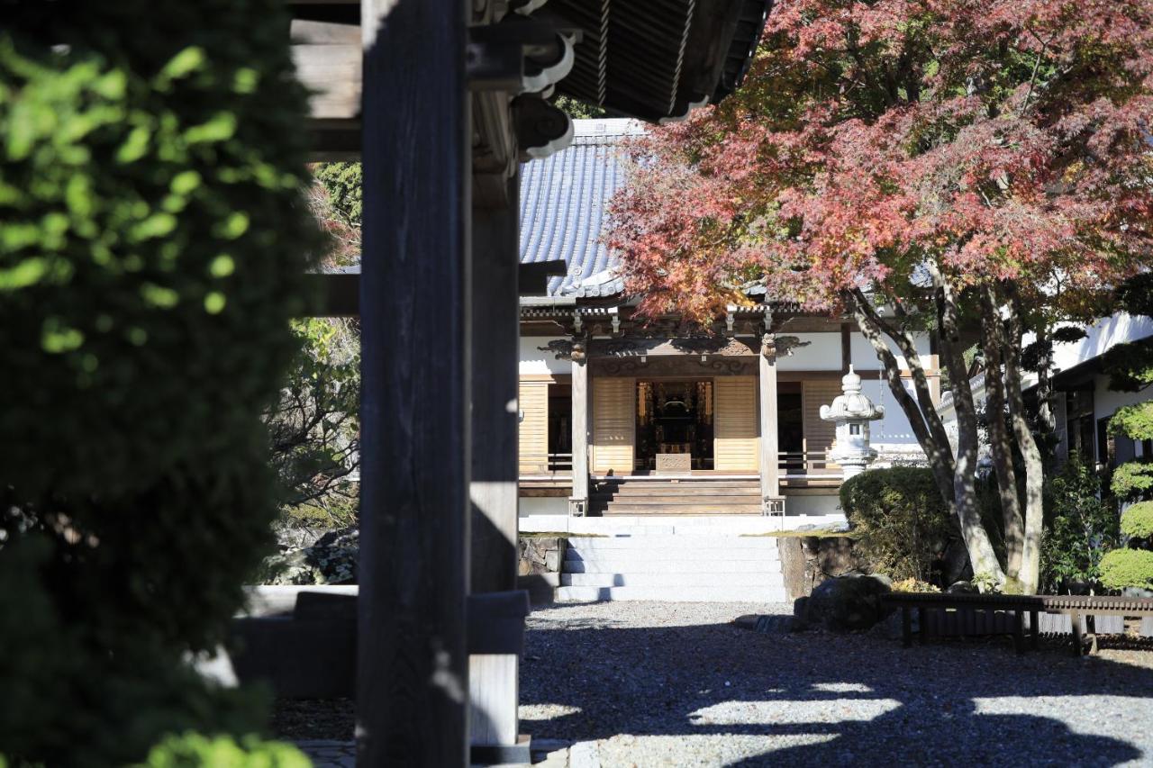 宿坊 端場坊｜Temple Hotel Habanobo Minobu Екстер'єр фото