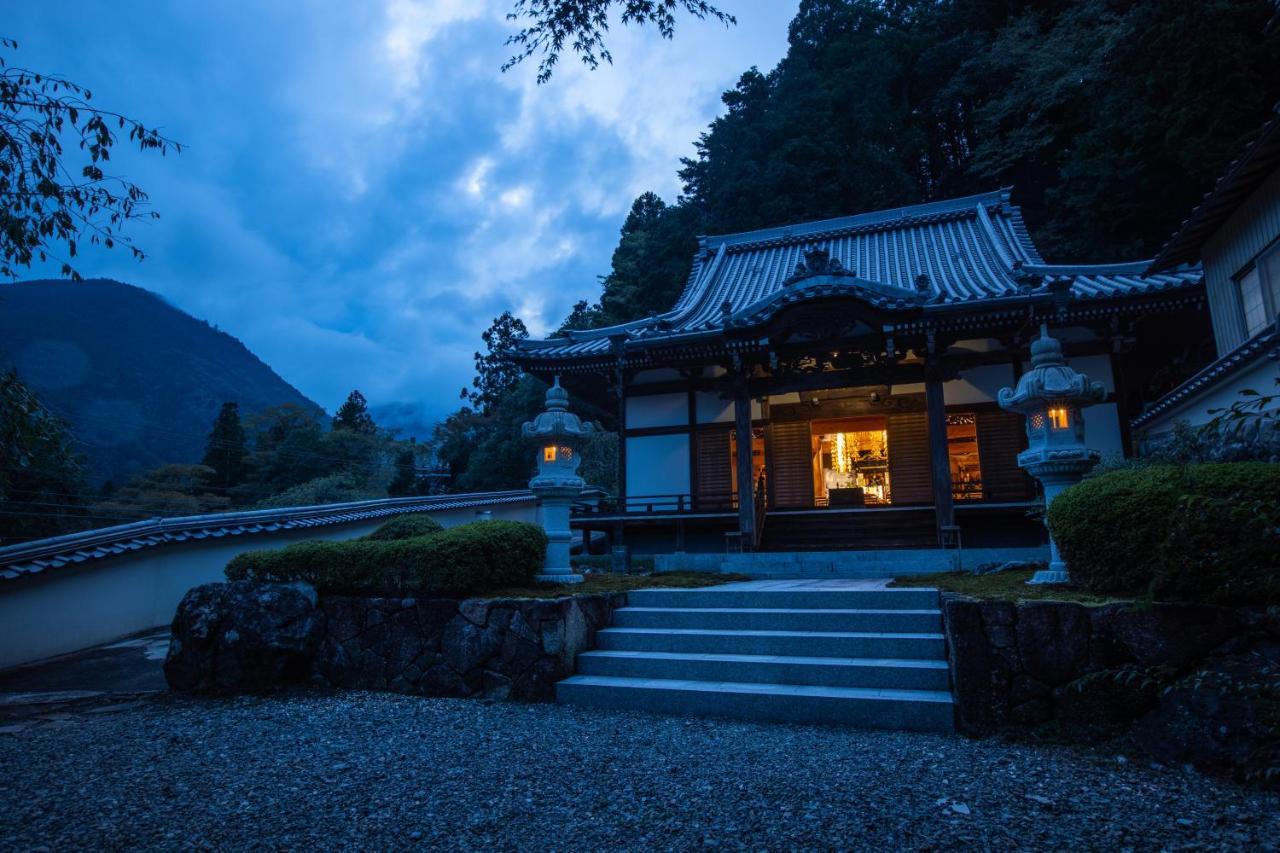 宿坊 端場坊｜Temple Hotel Habanobo Minobu Екстер'єр фото