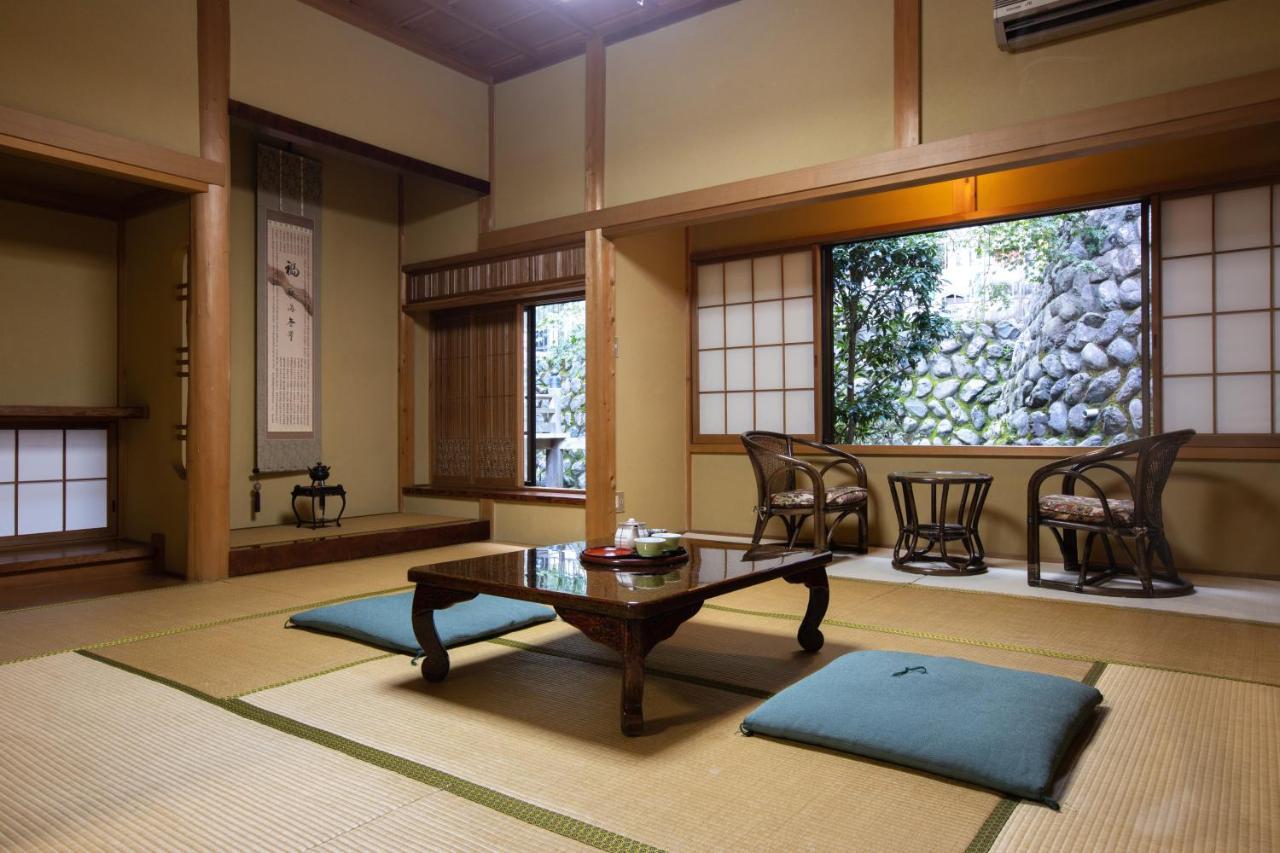 宿坊 端場坊｜Temple Hotel Habanobo Minobu Екстер'єр фото